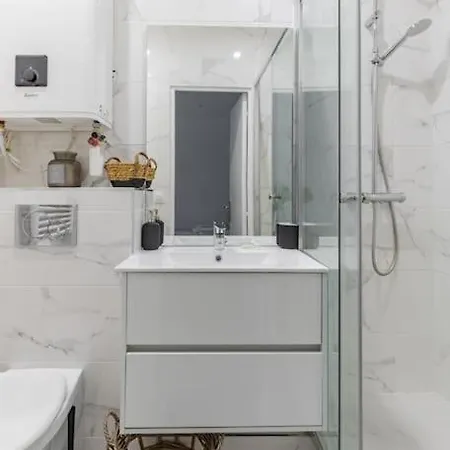 Διαμέρισμα Montbrun/alesia : Cosy Studio