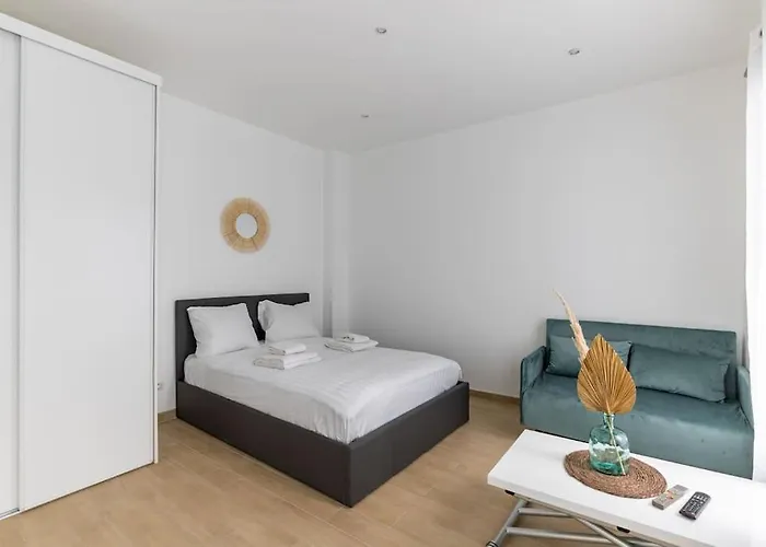Διαμέρισμα Montbrun/alesia : Cosy Studio